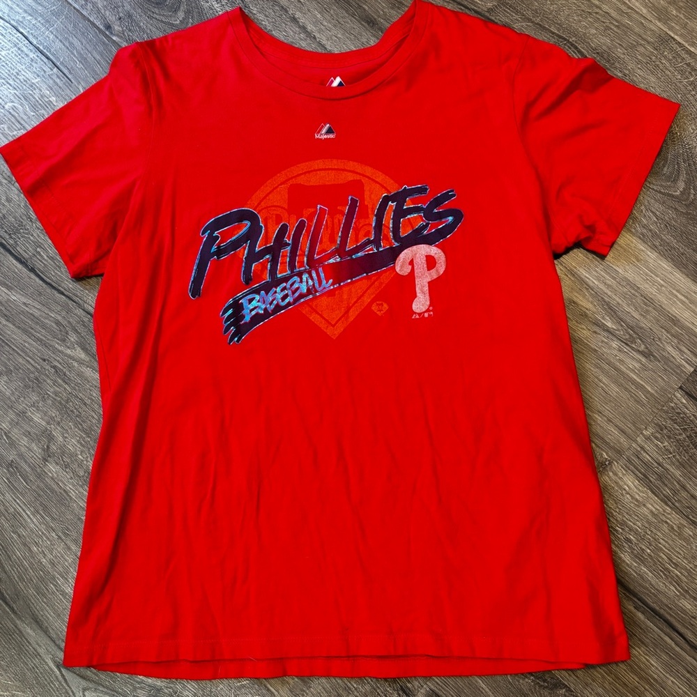 Red Phillies Women’s T-Shirt